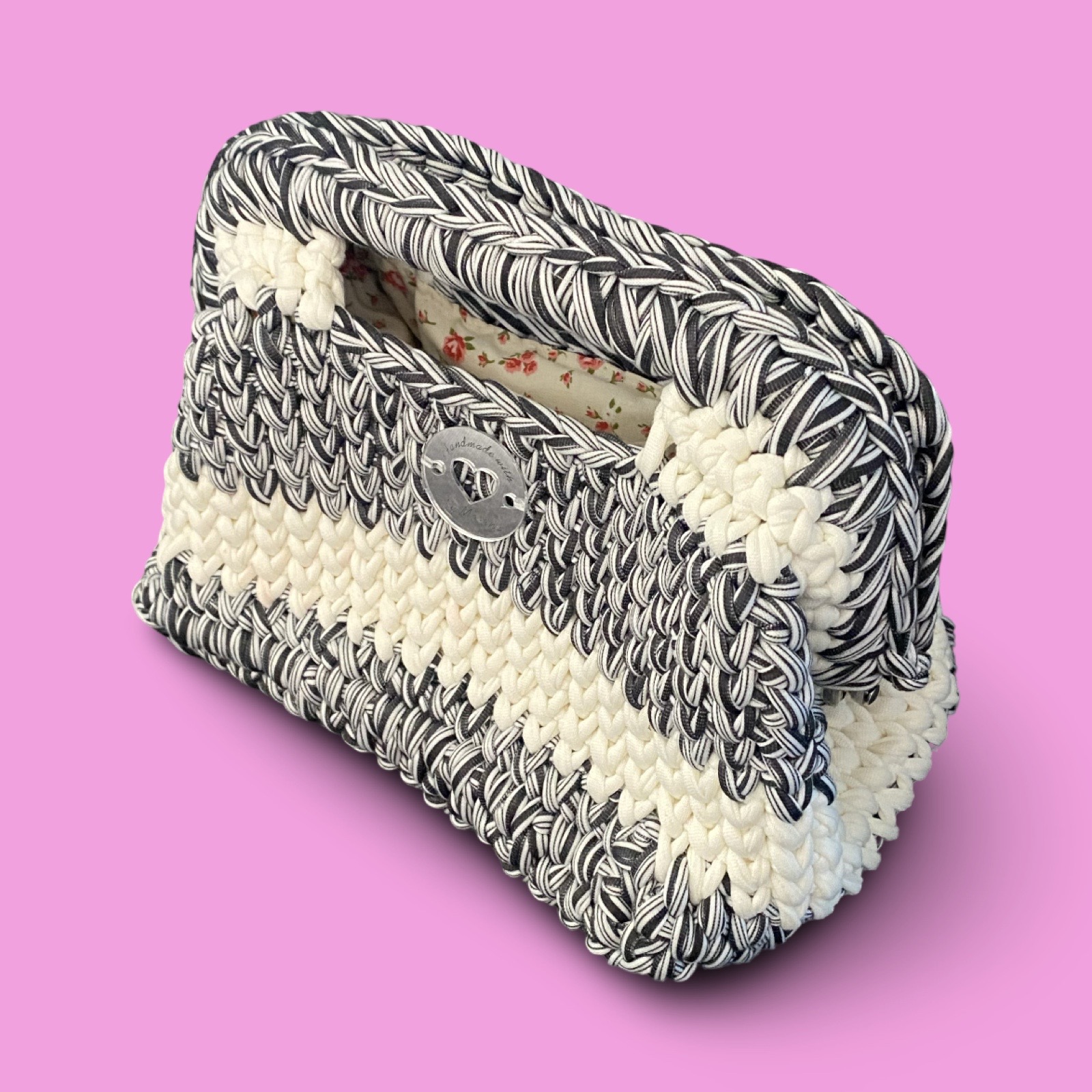 Small black and white crochet clutch bag #0037 - Image 2