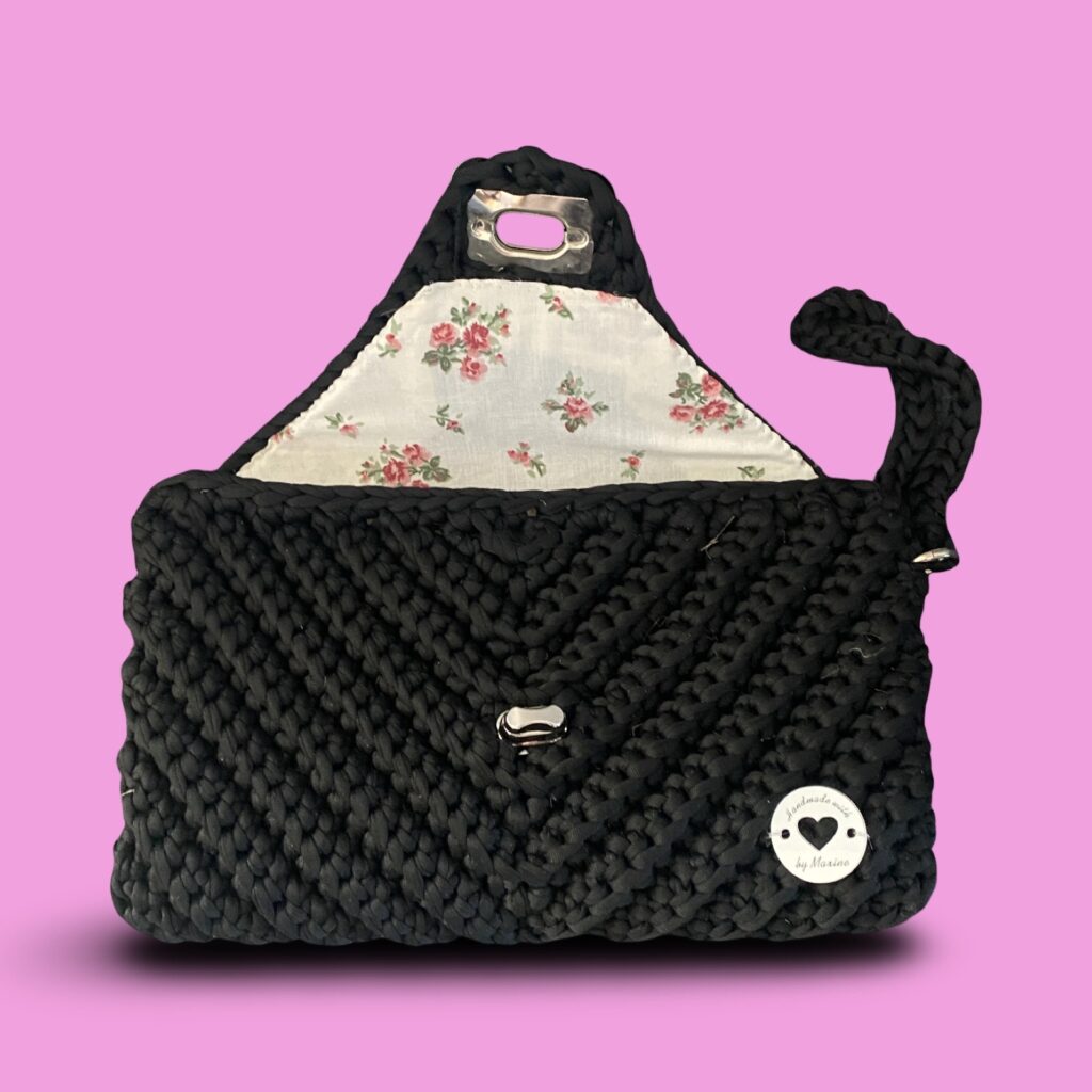 Black crochet clutch bag #0013