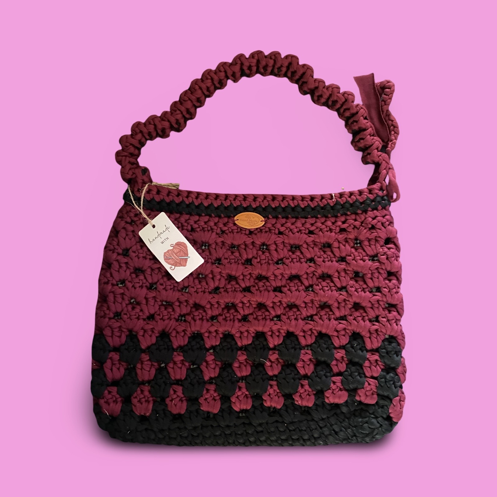 Black and red crochet tote bag with adjustable strap #0008 - Image 6