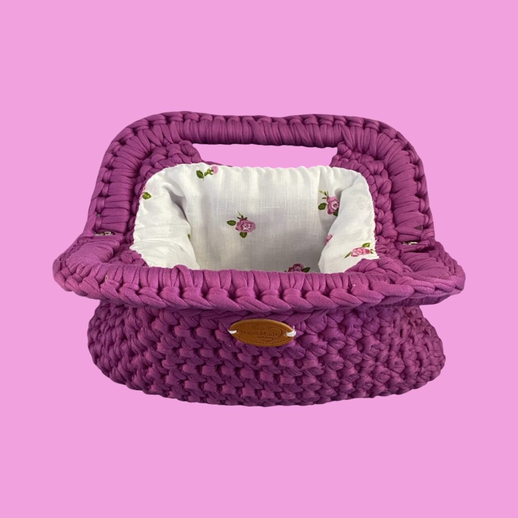 Small purple crochet clutch bag #0002